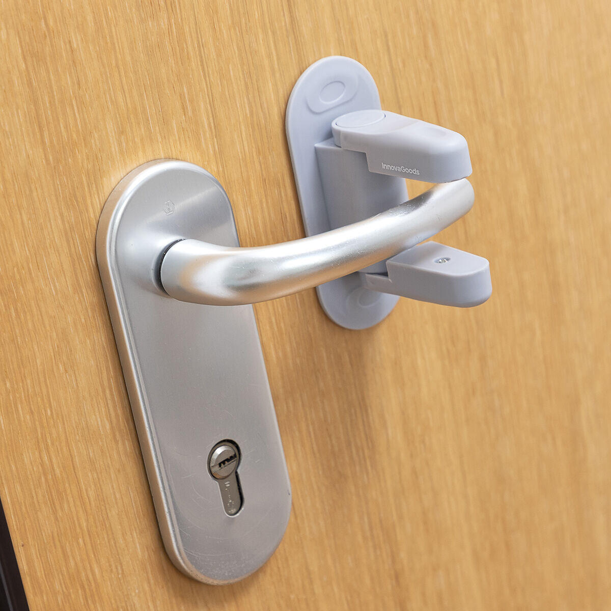 Seguridad versátil y fácil para puertas, ventanas y más