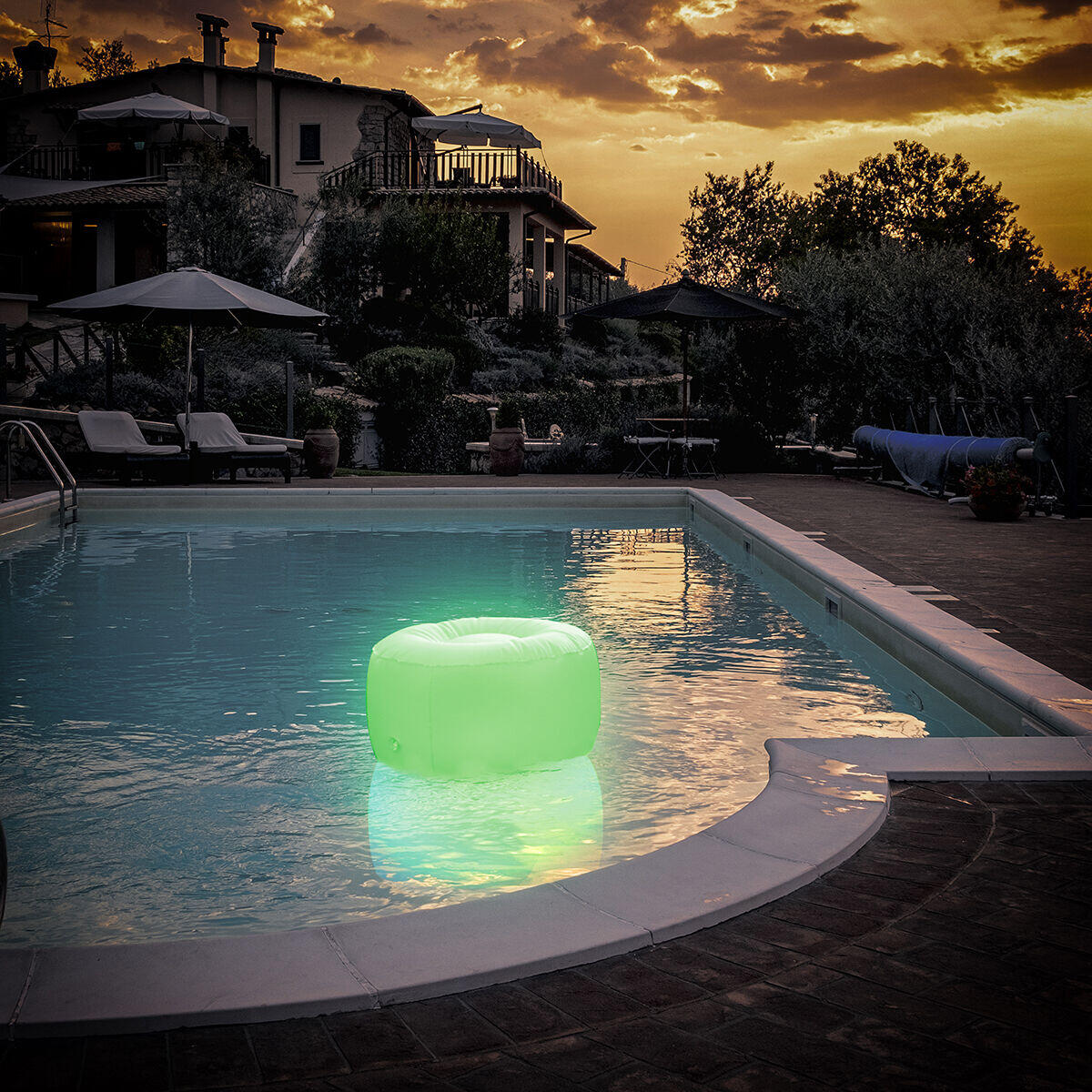 Asiento Hinchable con LED Multicolor y Mando a Distancia Pulight