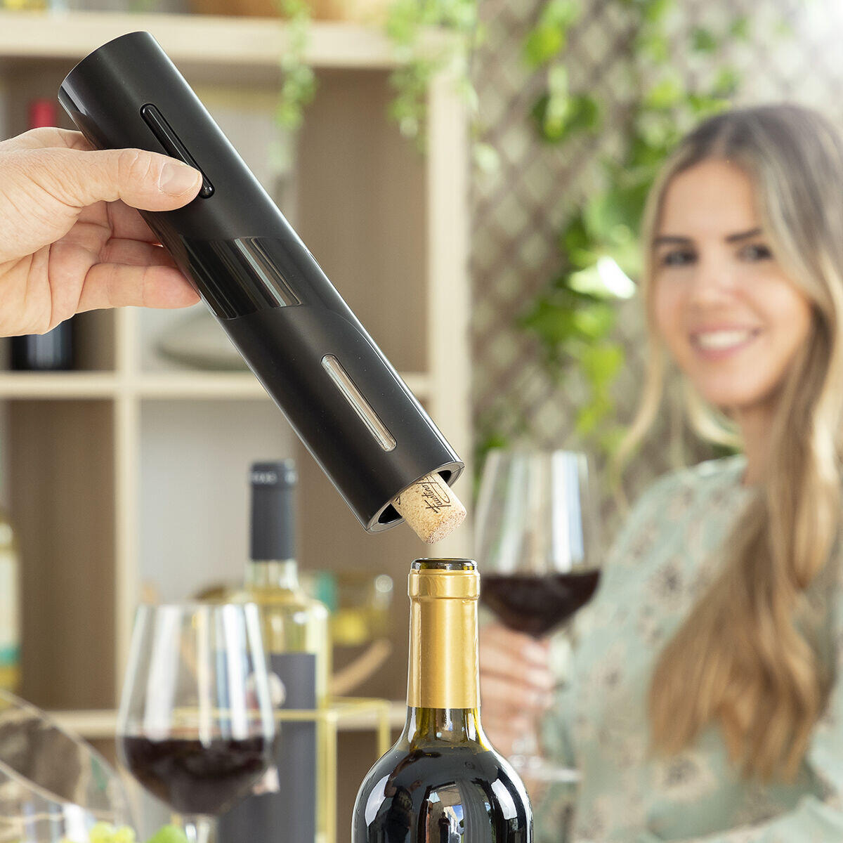 Abre tu vino en segundos con estilo y sin esfuerzo