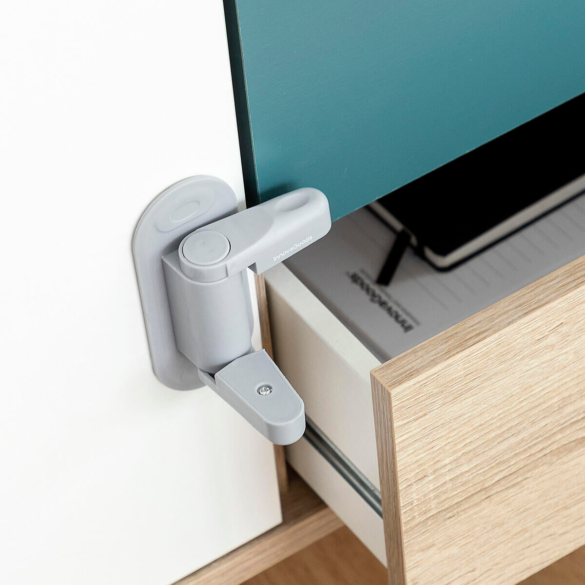 Seguridad versátil y fácil para puertas, ventanas y más