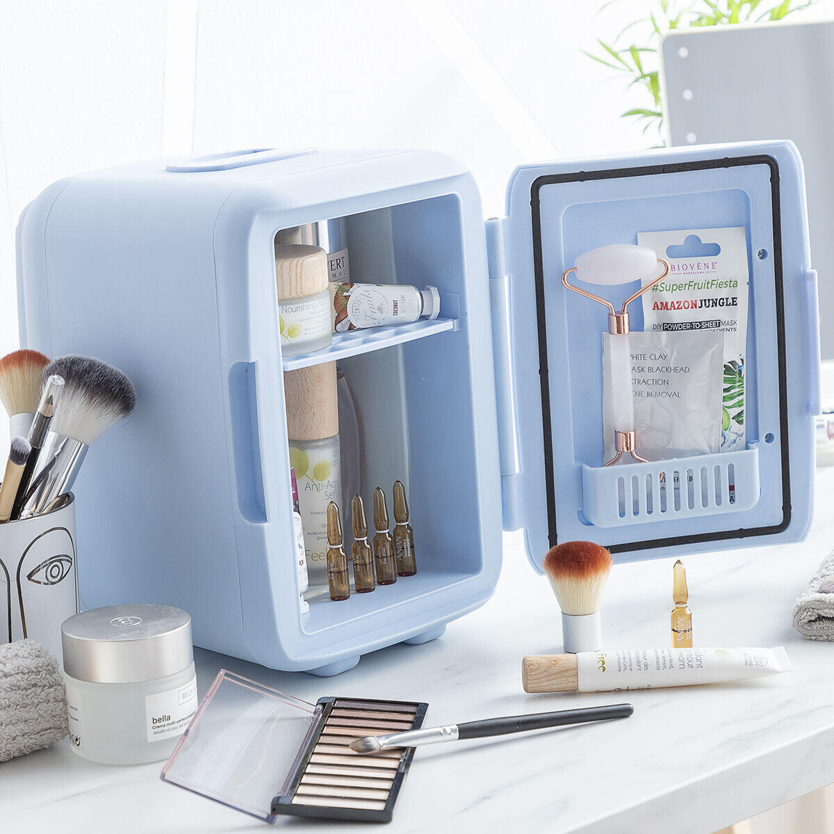 Mini Nevera Multifunción para Cosméticos Frescos