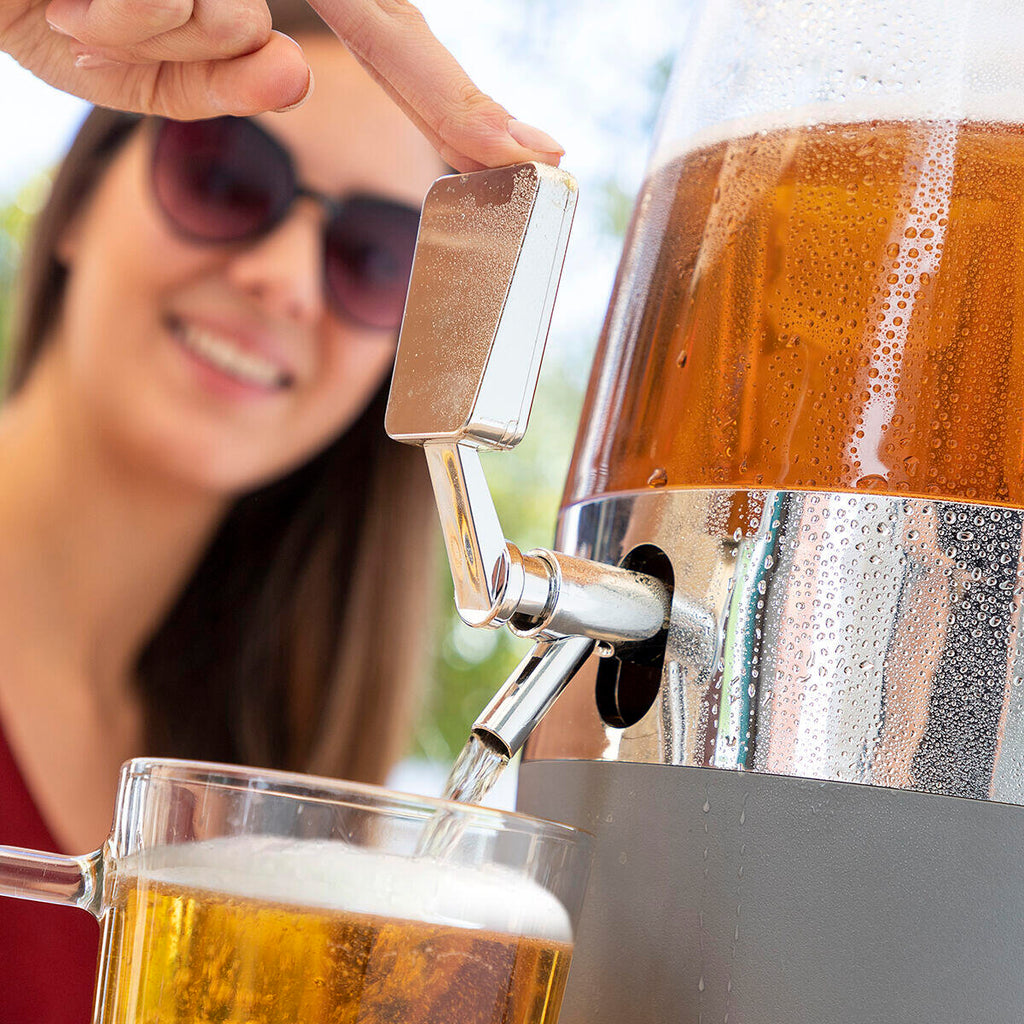 Sirve bebidas frías rápido, sin diluir ni derramar